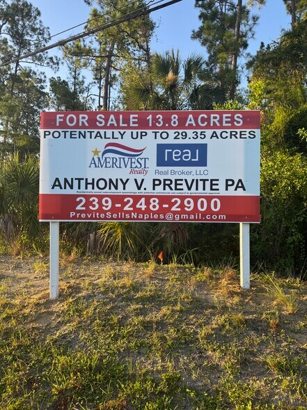 Vanderbilt Beach Rd, Naples, FL à vendre - Photo de l’immeuble – Image 1 sur 12