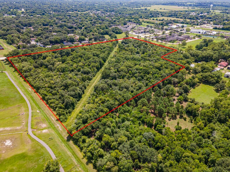 00 County Road 424, Alvin, TX à vendre - Photo de l’immeuble – Image 2 sur 10
