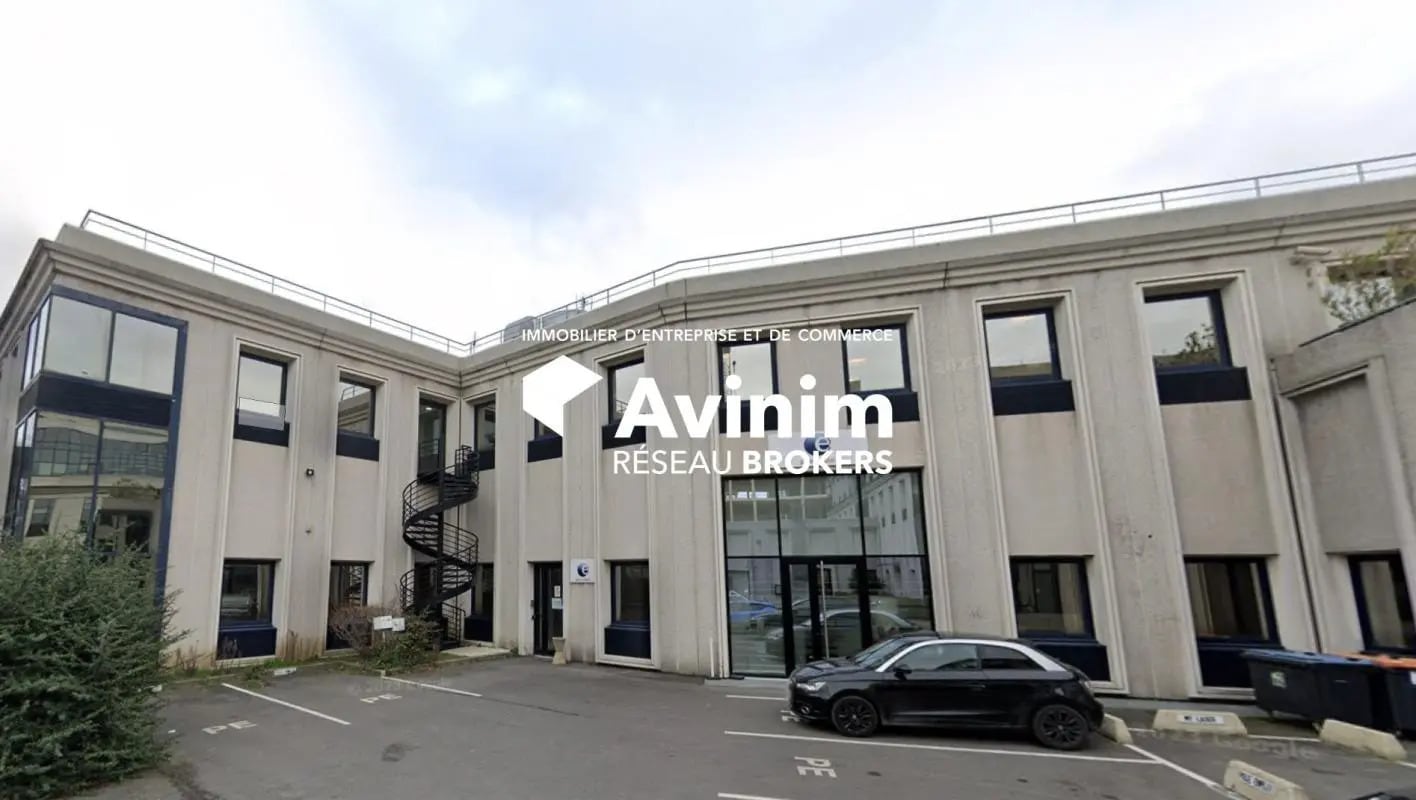 Bureau dans Saint-Denis à louer Photo de l’immeuble– Image 1 sur 10