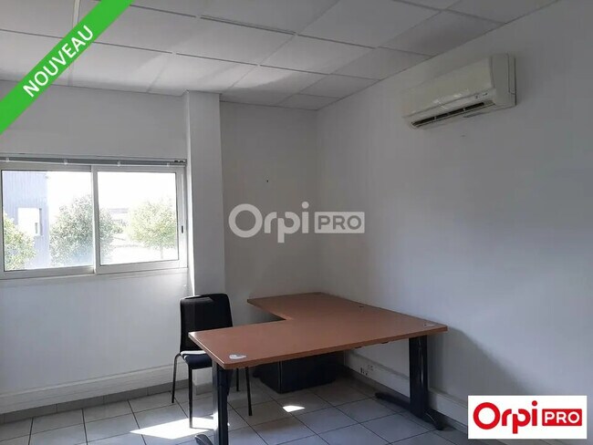 Plus de détails pour Bureau à louer