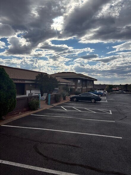 2155 W State Route 89A, Sedona, AZ à louer - Photo de l’immeuble – Image 2 sur 21