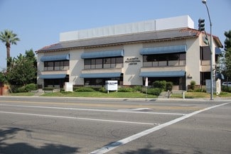 Plus de détails pour 895 E Yorba Linda Blvd, Placentia, CA - Bureau à louer