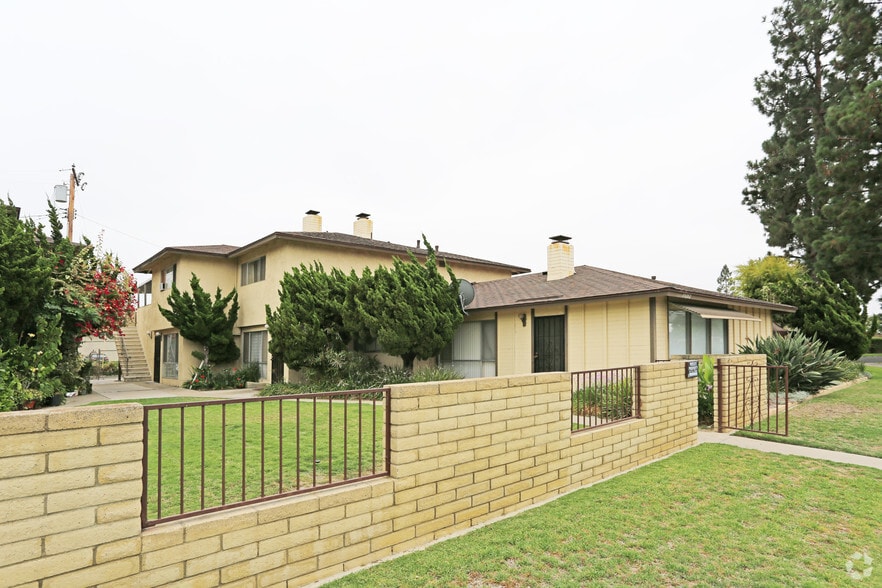 13282 Fletcher St, Garden Grove, CA à vendre - Photo principale – Image 1 sur 3