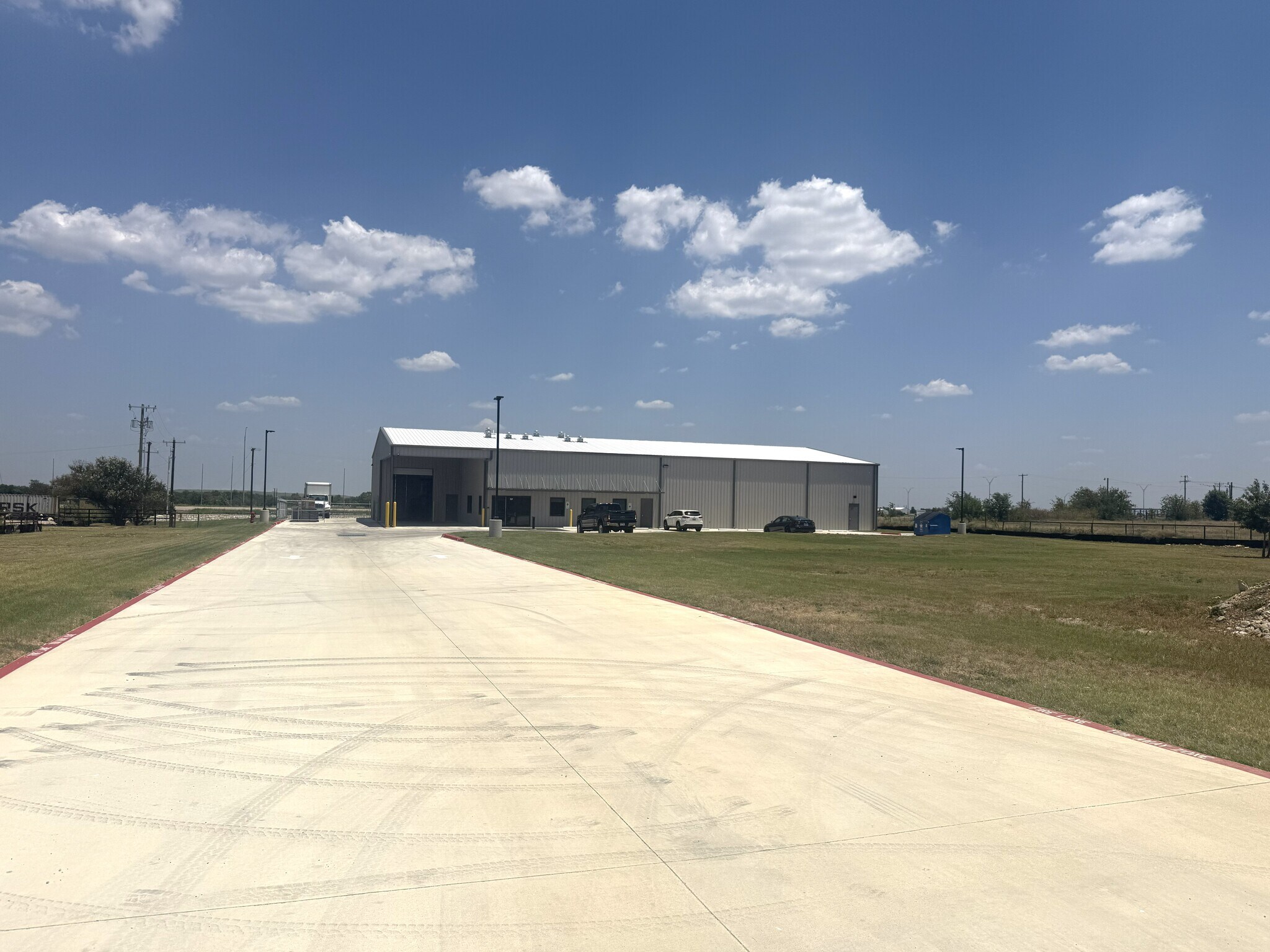 801 County Road 118, Hutto, TX à vendre Photo de l’immeuble– Image 1 sur 15