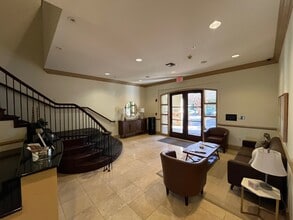 4393 Commons Dr E, Destin, FL à louer Photo de l’immeuble– Image 2 sur 7