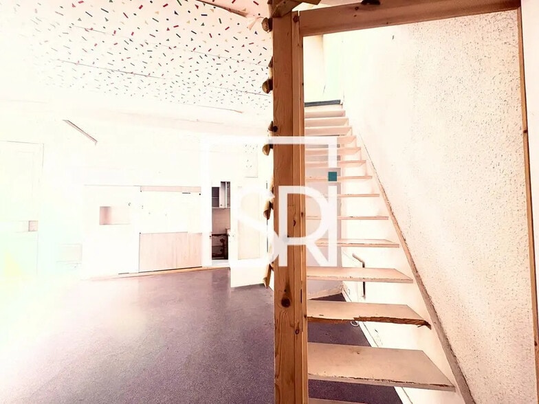 Local commercial dans Clermont-Ferrand à louer - Photo intérieure – Image 2 sur 11