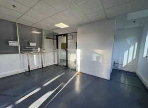 Industriel/Logistique dans Savigny-le-Temple à louer Photo intérieure– Image 1 sur 8