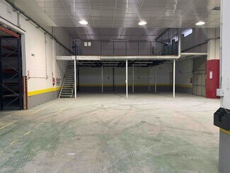 Plus de détails pour Industriel/Logistique à louer