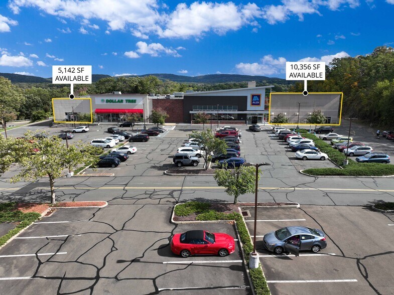 495 Chamberlain Hwy, Meriden, CT à louer - Photo de l’immeuble – Image 1 sur 4