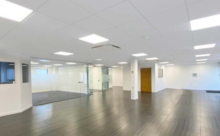 Moulden Way, Reading, BKS RG7 4GB - Lot 5B -  - Photo intérieure - Image 1 of 2