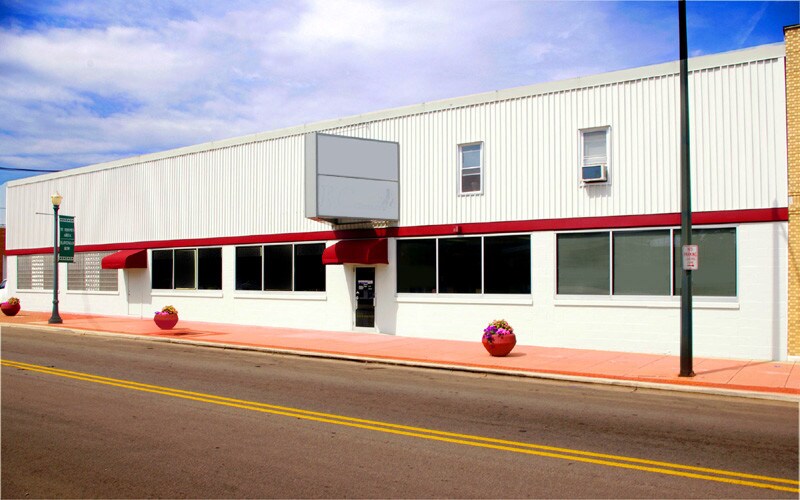 455 N Ottawa St, Joliet, IL à louer - Photo de l’immeuble – Image 3 sur 9