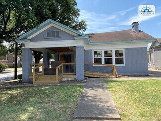 Plus de détails pour 105 S Zang Blvd, Dallas, TX - Bureau à vendre