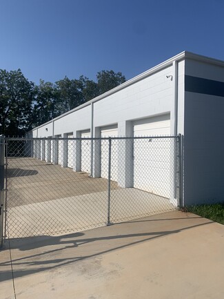 Plus de détails pour 723 Main Ave, Hickory, NC - Industriel/Logistique à vendre