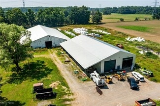 Plus de détails pour 40175 Banks Rd, Grafton, OH - Sports et loisirs à vendre