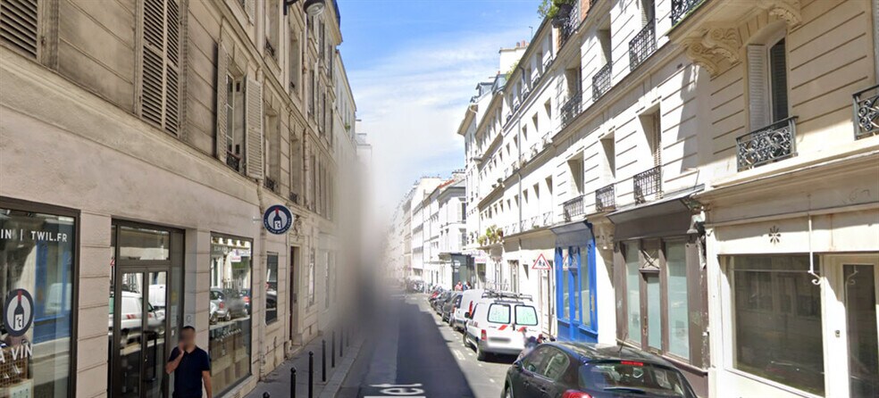 Local commercial dans Paris à louer - Photo de l’immeuble – Image 2 sur 2