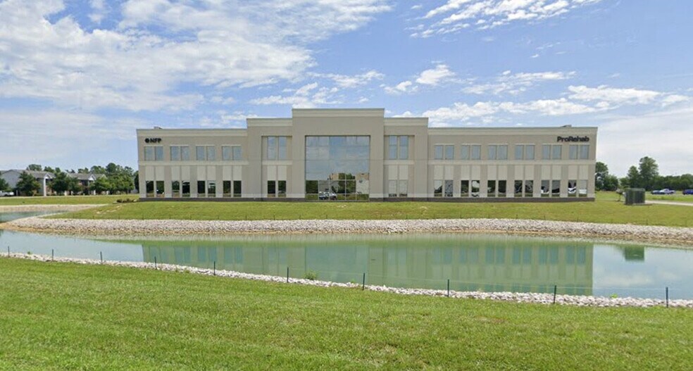 415 Crosslake Dr, Evansville, IN à louer - Photo de l’immeuble – Image 1 sur 4