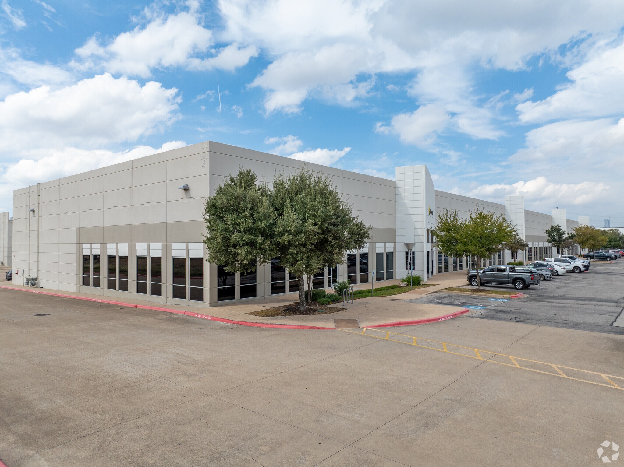 1340 Airport Commerce Dr, Austin, TX à louer Photo principale– Image 1 sur 25