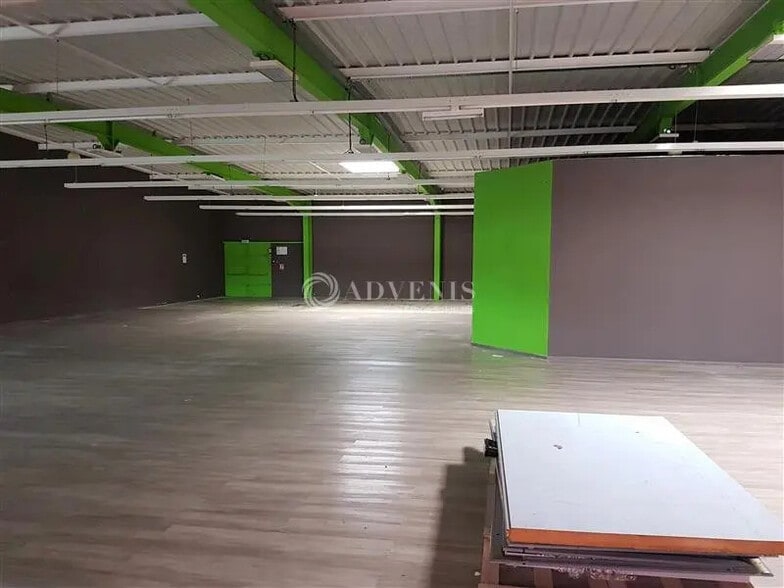 Local commercial dans Feytiat à louer - Photo de l’immeuble – Image 3 sur 5