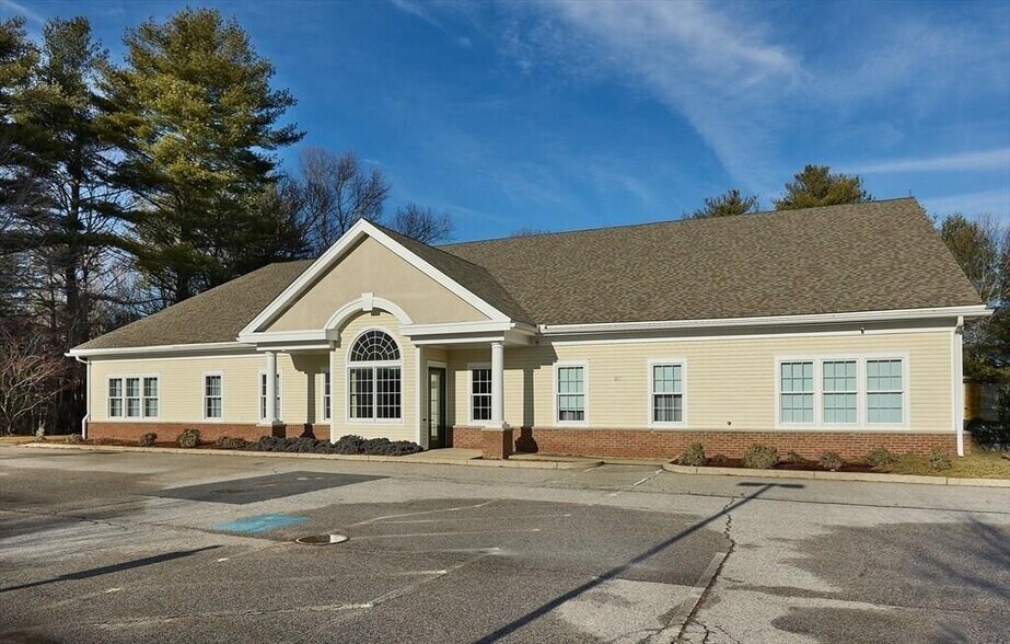 25 Rockwood Dr, Marshfield, MA à vendre - Photo de l’immeuble – Image 2 sur 3