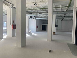 Plus de détails pour Industriel/Logistique à louer