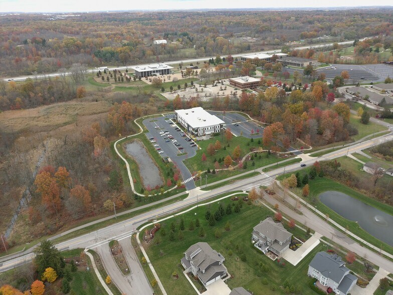 695 Boston Mills Rd, Hudson, OH à vendre - Photo de l’immeuble – Image 2 sur 13