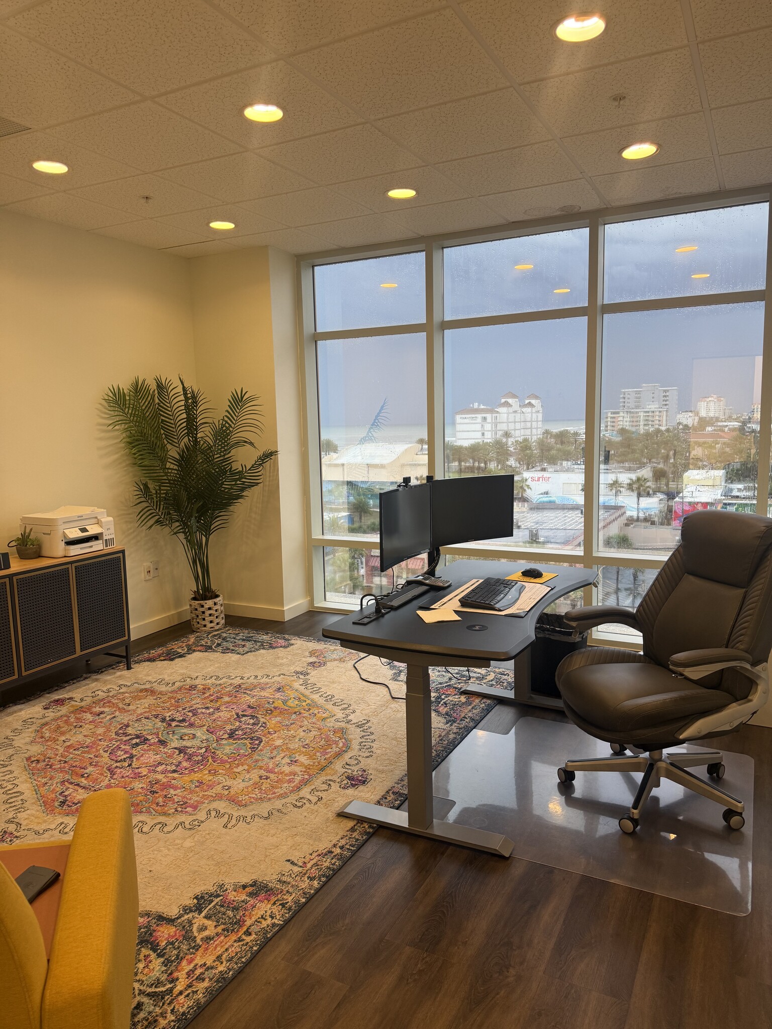 320 1st St N, Jacksonville Beach, FL à louer Photo intérieure– Image 1 sur 11