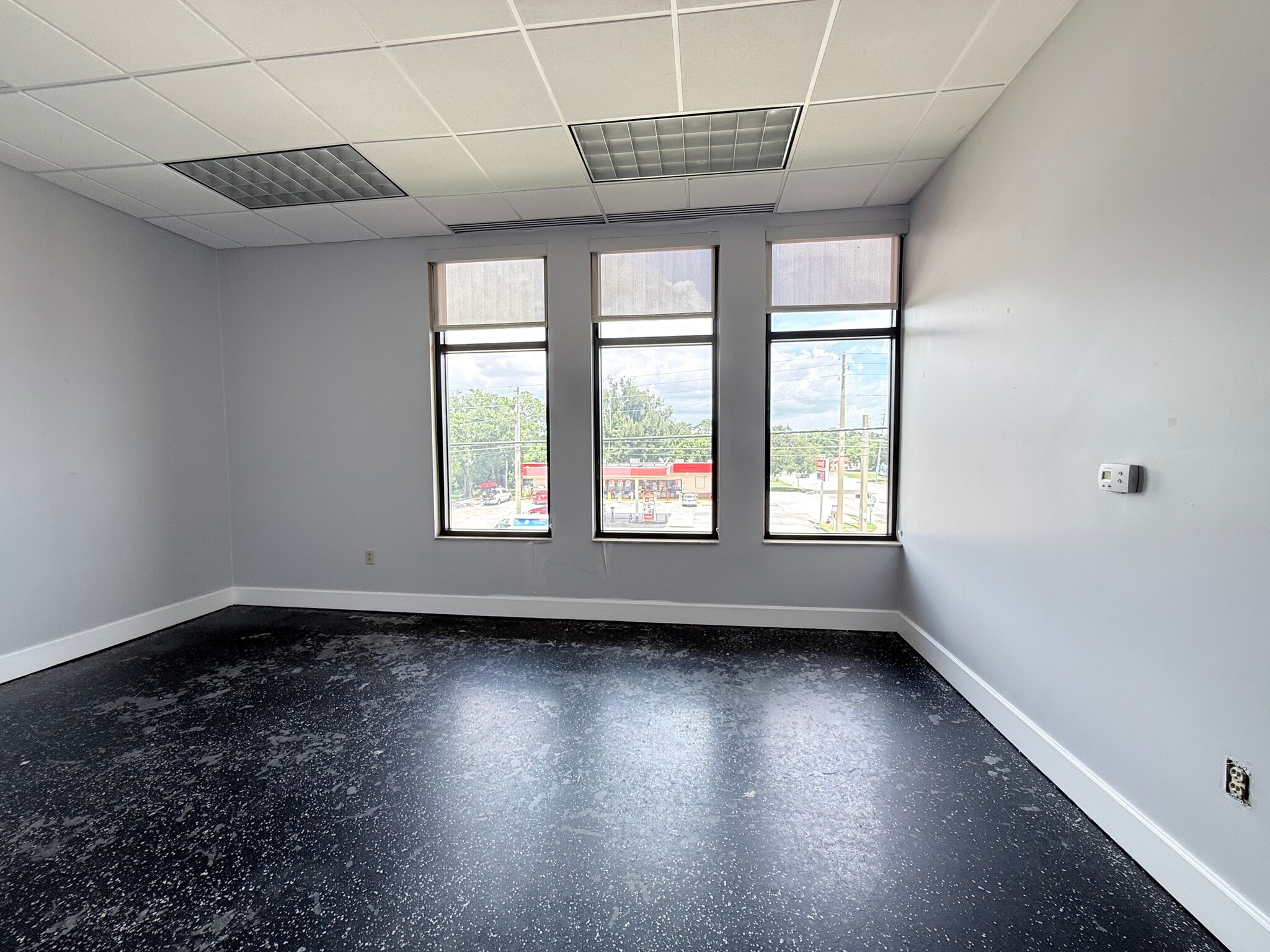 8200-8250 66th St N, Pinellas Park, FL à louer Photo intérieure– Image 1 sur 6