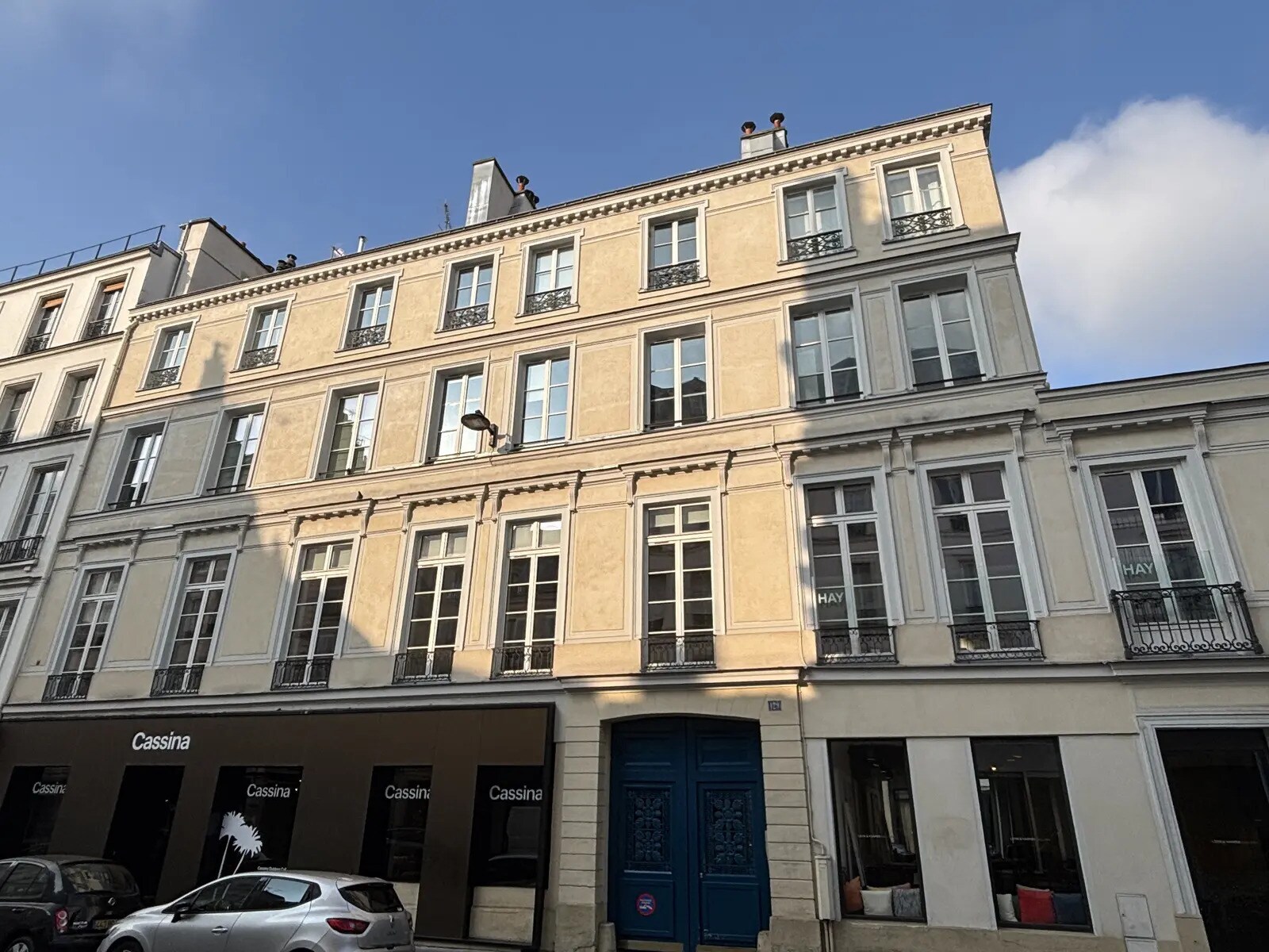 129 Rue De Turenne, Paris à louer Photo de l’immeuble– Image 1 sur 12