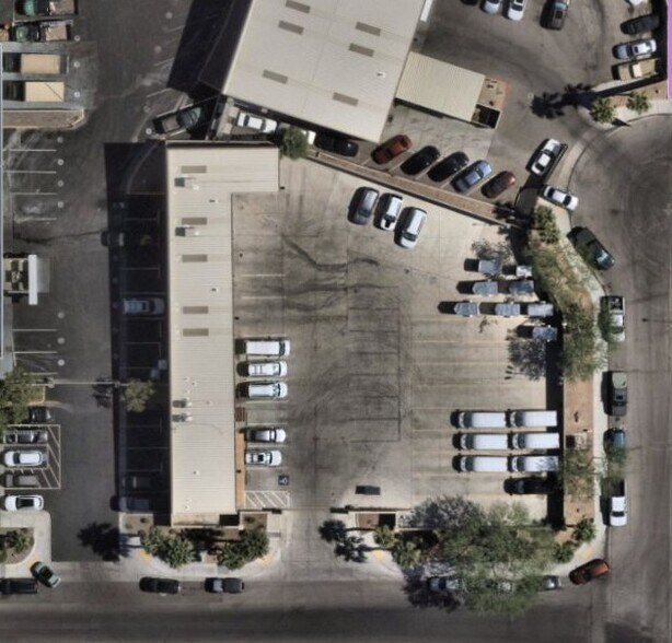 4120 W Patrick Ln, Las Vegas, NV à louer - Photo de l’immeuble – Image 1 sur 18