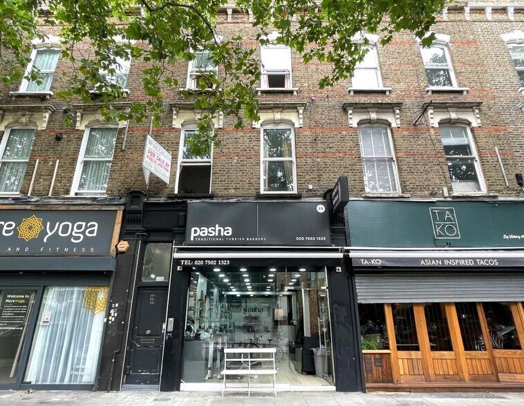 20 Stoke Newington High St, Londres à vendre - Photo de l’immeuble – Image 1 sur 14