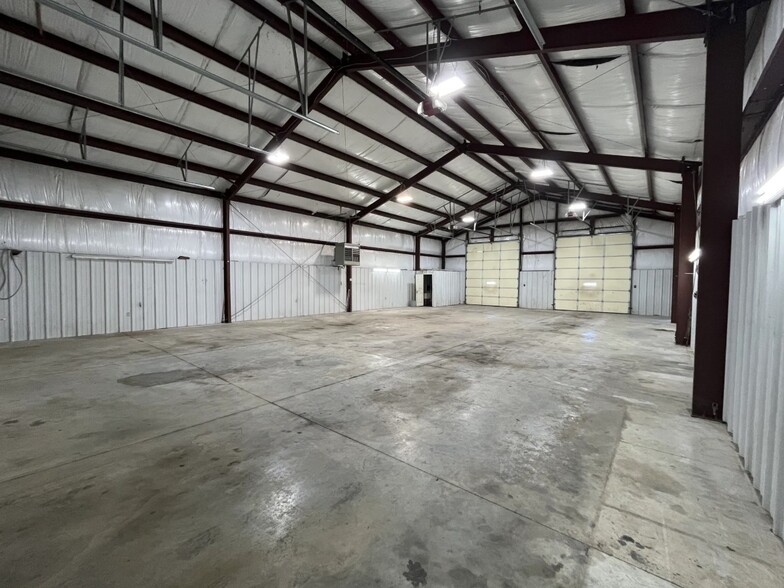 2751 E Marshall St, Charleston, MO à louer - Photo intérieure – Image 3 sur 6