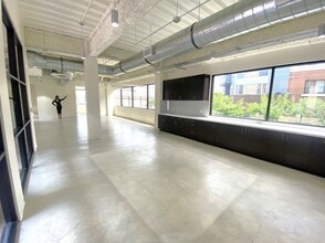 724 E 1st St, Los Angeles, CA à louer Photo intérieure– Image 2 sur 3