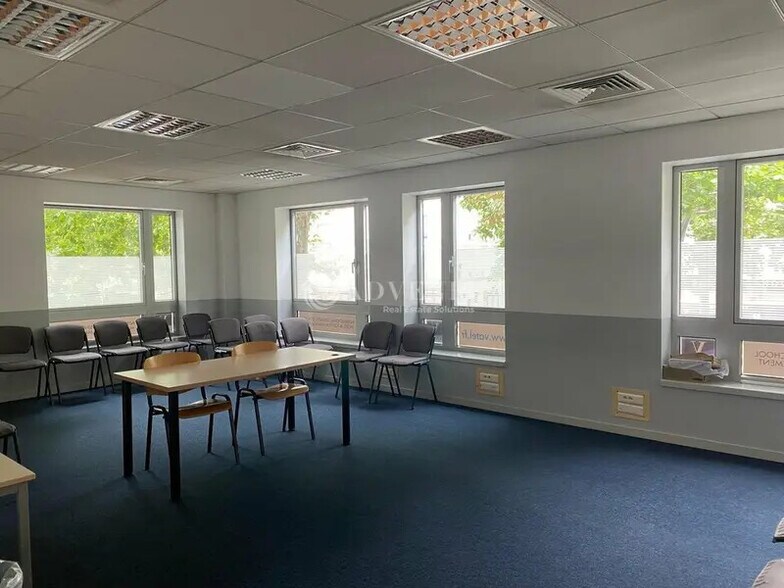 Bureau dans Paris à louer - Photo de l’immeuble – Image 1 sur 5