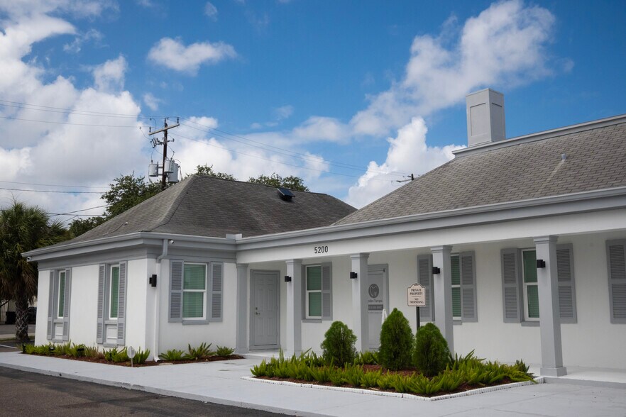 5200 N Armenia Ave, Tampa, FL à louer - Photo de l’immeuble – Image 2 sur 32