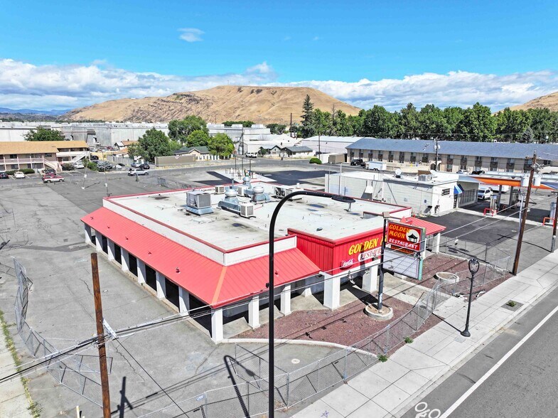 1406 N 1st St, Yakima, WA à vendre - Photo de l’immeuble – Image 2 sur 16