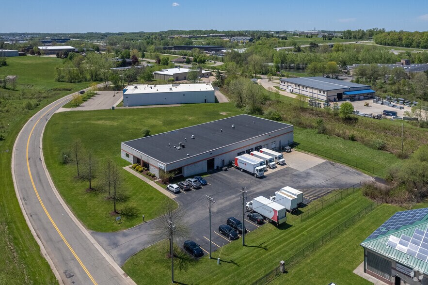 4940 Aultman Rd, Canton, OH à louer - Aérien – Image 2 sur 7
