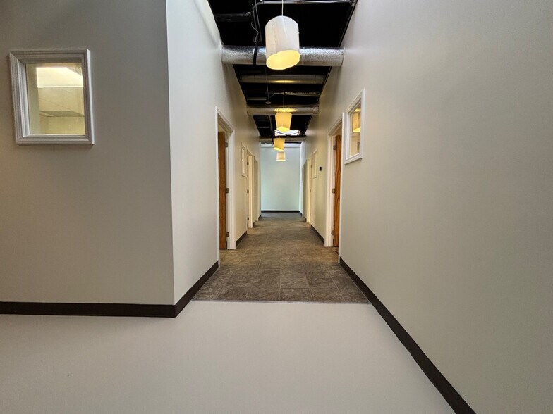 1530 DeKalb Ave NE, Atlanta, GA à louer - Photo intérieure – Image 3 sur 25
