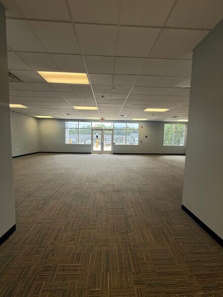 585 White Mountain Hwy, Milton, NH à louer - Photo de l’immeuble – Image 3 sur 17