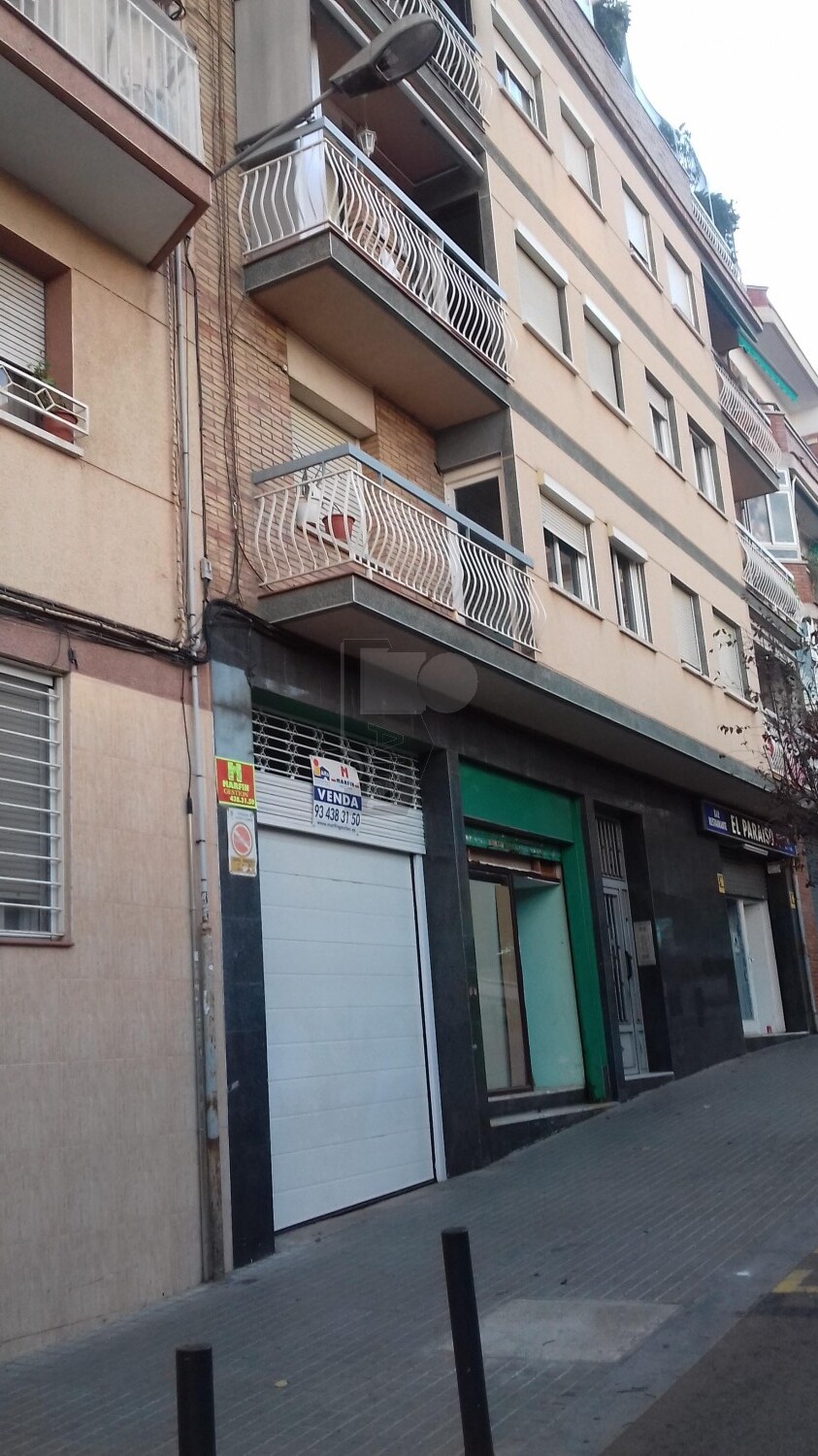 Immeuble residentiel dans L'Hospitalet de Llobregat, Barcelona à vendre Photo de l’immeuble– Image 1 sur 4