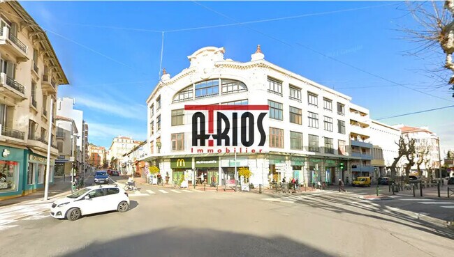 Plus de détails pour Bureau à vendre