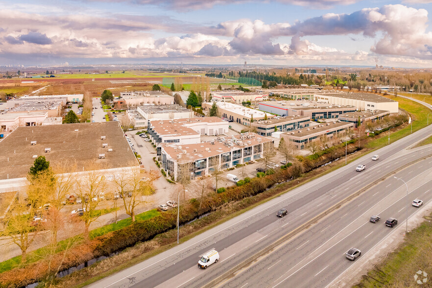 13700 Mayfield Pl, Richmond, BC à vendre - Photo de l’immeuble – Image 2 sur 3