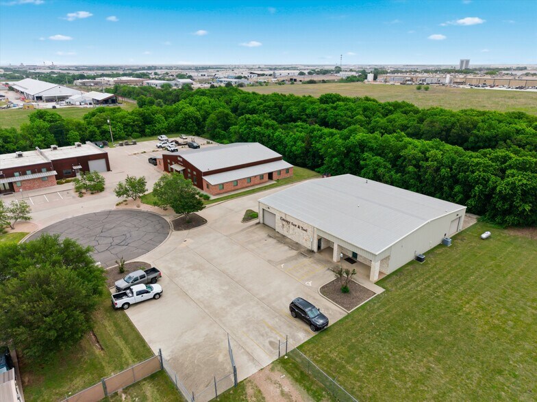 309 Granite Dr, Woodway, TX à louer - Photo de l’immeuble – Image 2 sur 6