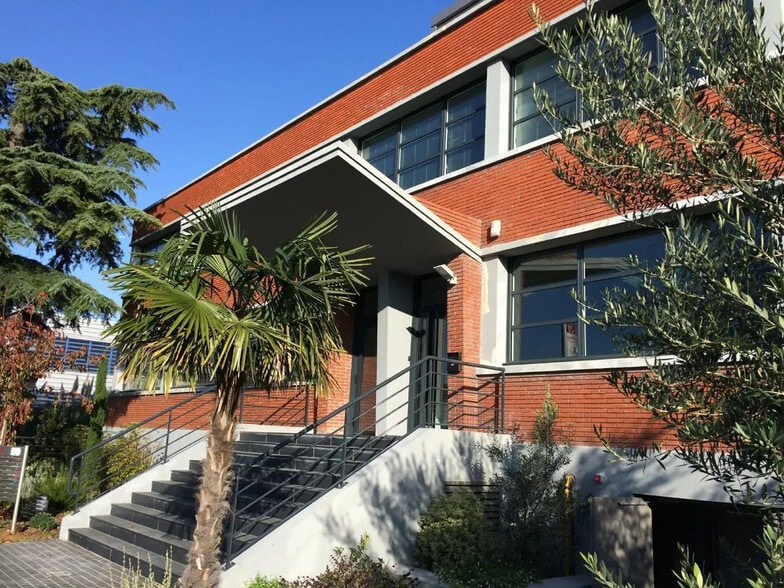 16/20 Rue Louis Rameau, Bezons à louer - Photo de l’immeuble – Image 1 sur 23