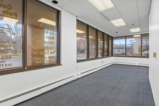 288 N Broad St, Elizabeth, NJ à louer Photo intérieure– Image 2 sur 5