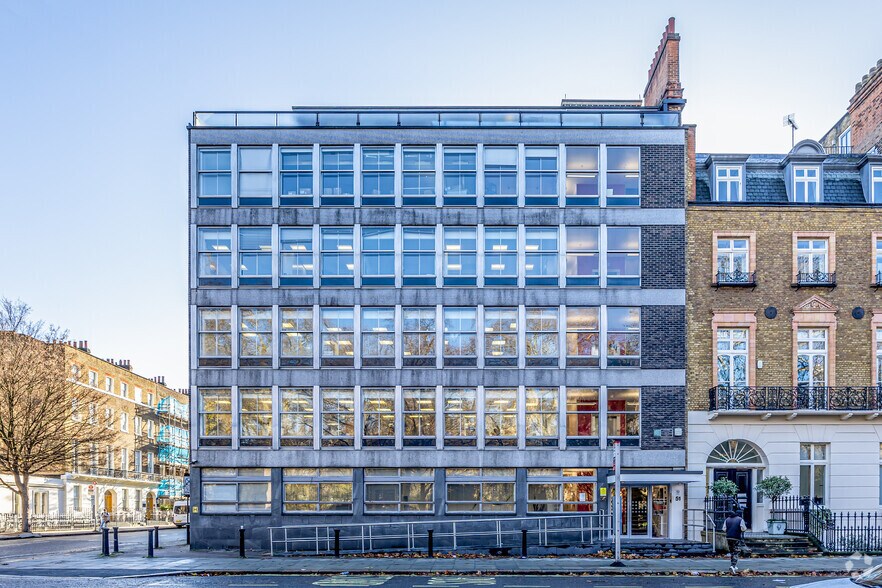 50-51 Russell Sq, Londres à louer - Photo de l’immeuble – Image 2 sur 14