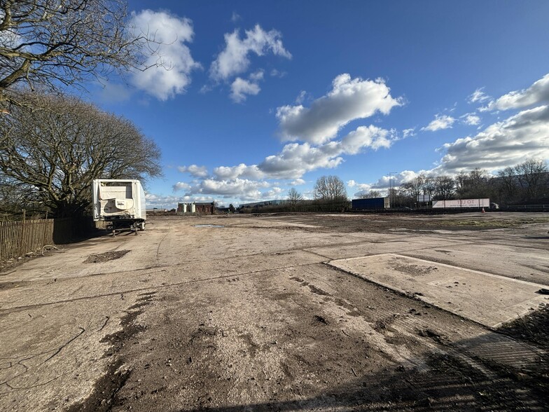 Uttoxeter Rd, Stoke On Trent à louer - Photo de l’immeuble – Image 2 sur 4