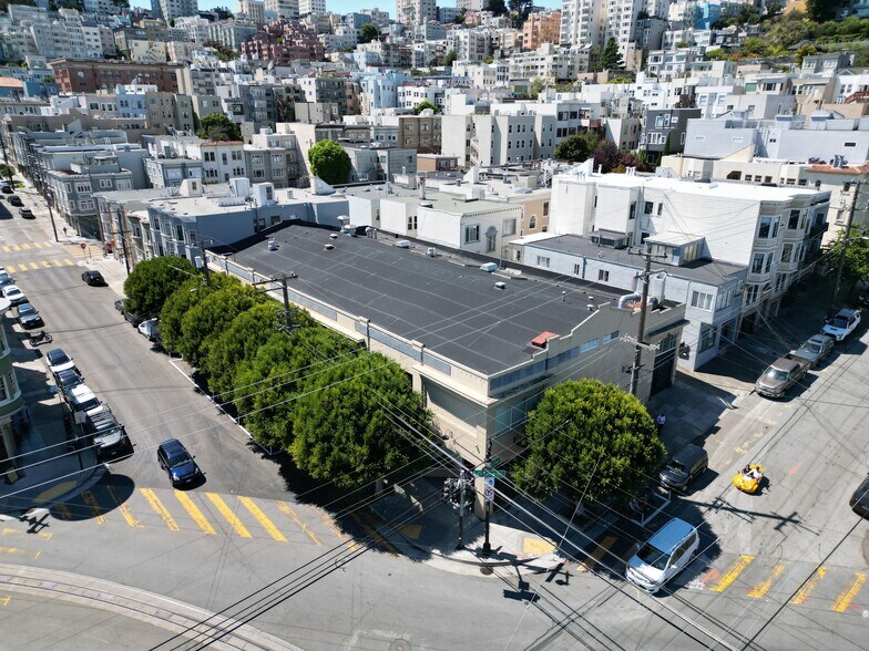 701 Chestnut St, San Francisco, CA à vendre - Photo de l’immeuble – Image 3 sur 4