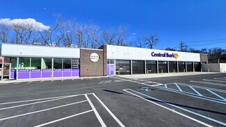 Plus de détails pour 15 Burnett Blvd, Poughkeepsie, NY - Local commercial à louer