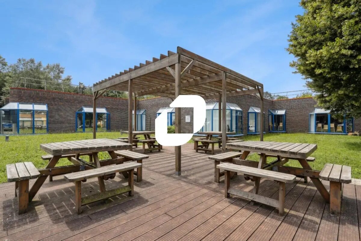 Bureau dans Croissy-Beaubourg à louer Photo de l’immeuble– Image 1 sur 12