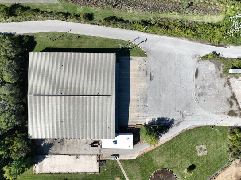 1520 Riesenberg Ave, Reading, OH à louer - Photo de l’immeuble – Image 3 sur 9